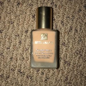 Estee lauder double wear foundation